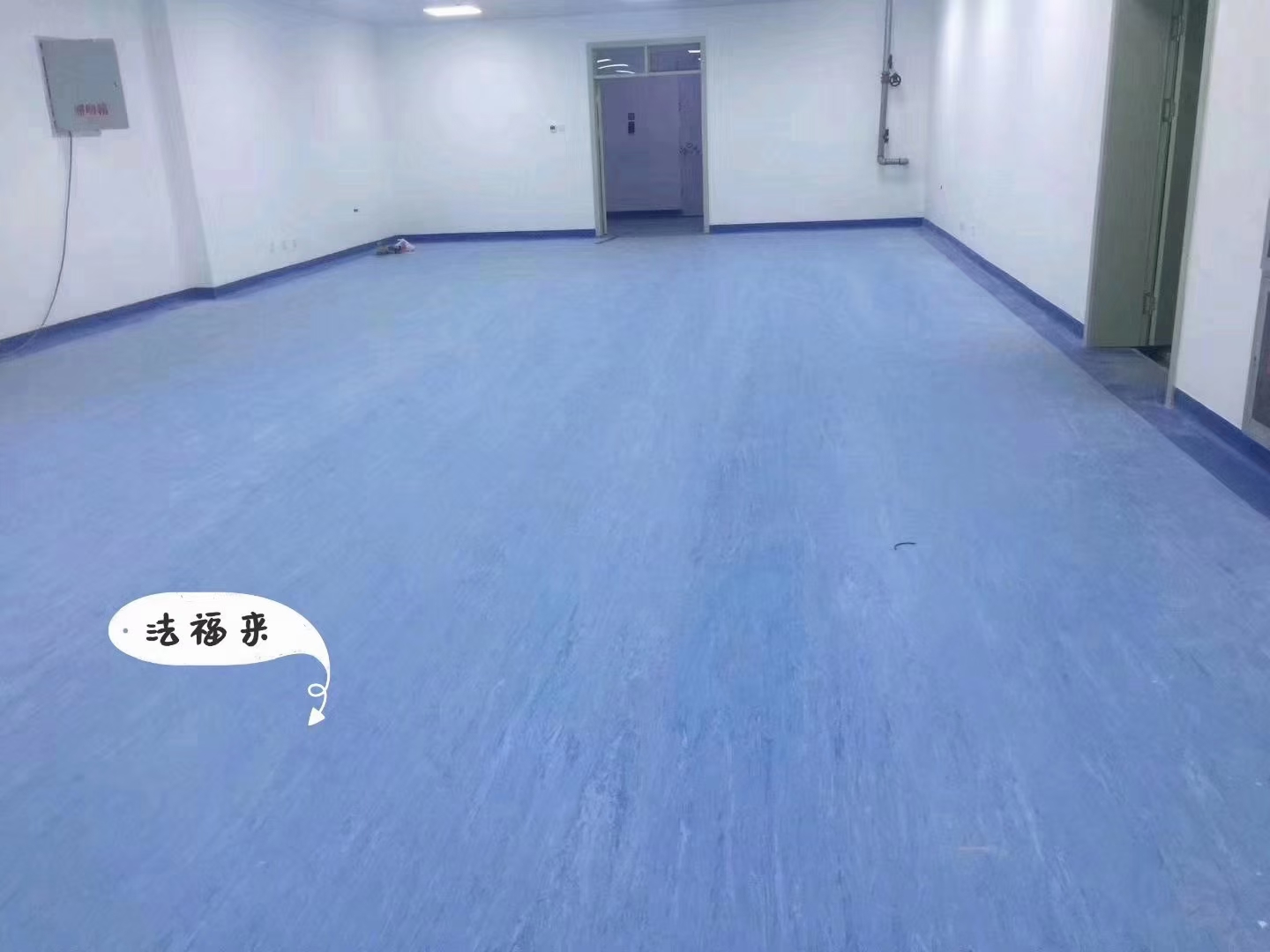 工廠車(chē)間地膠該如何選擇【騰方PVC地板】